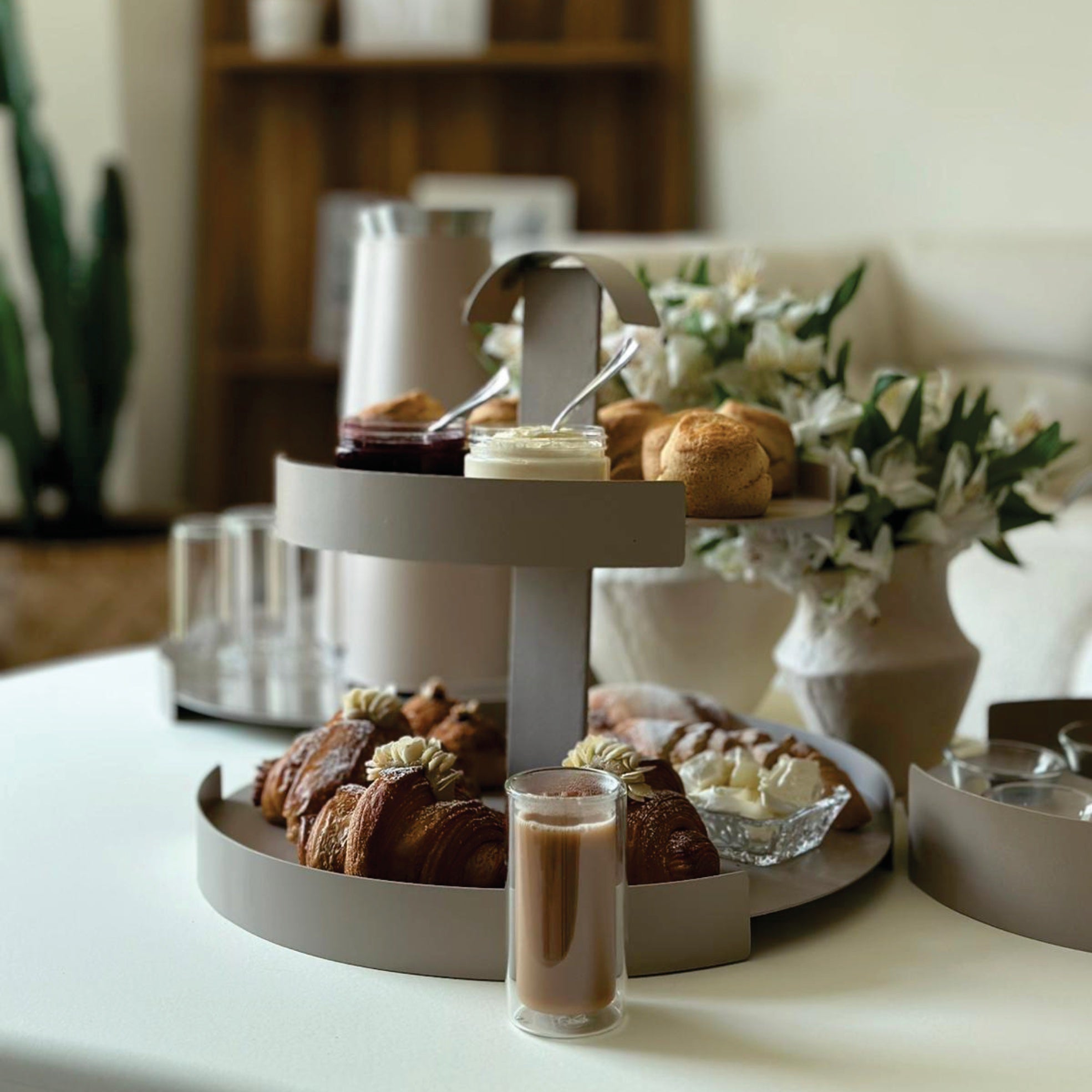 Soul Tiered Dessert Stand - Beige